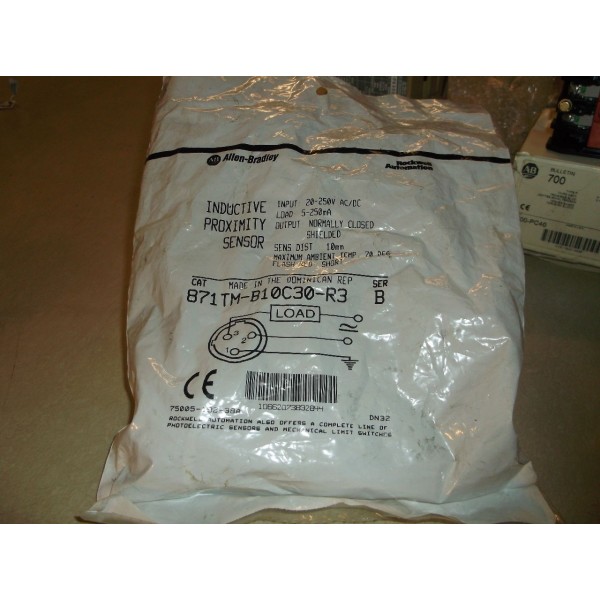 871TM-B10C30-R3 Inductive Proximity Sensor